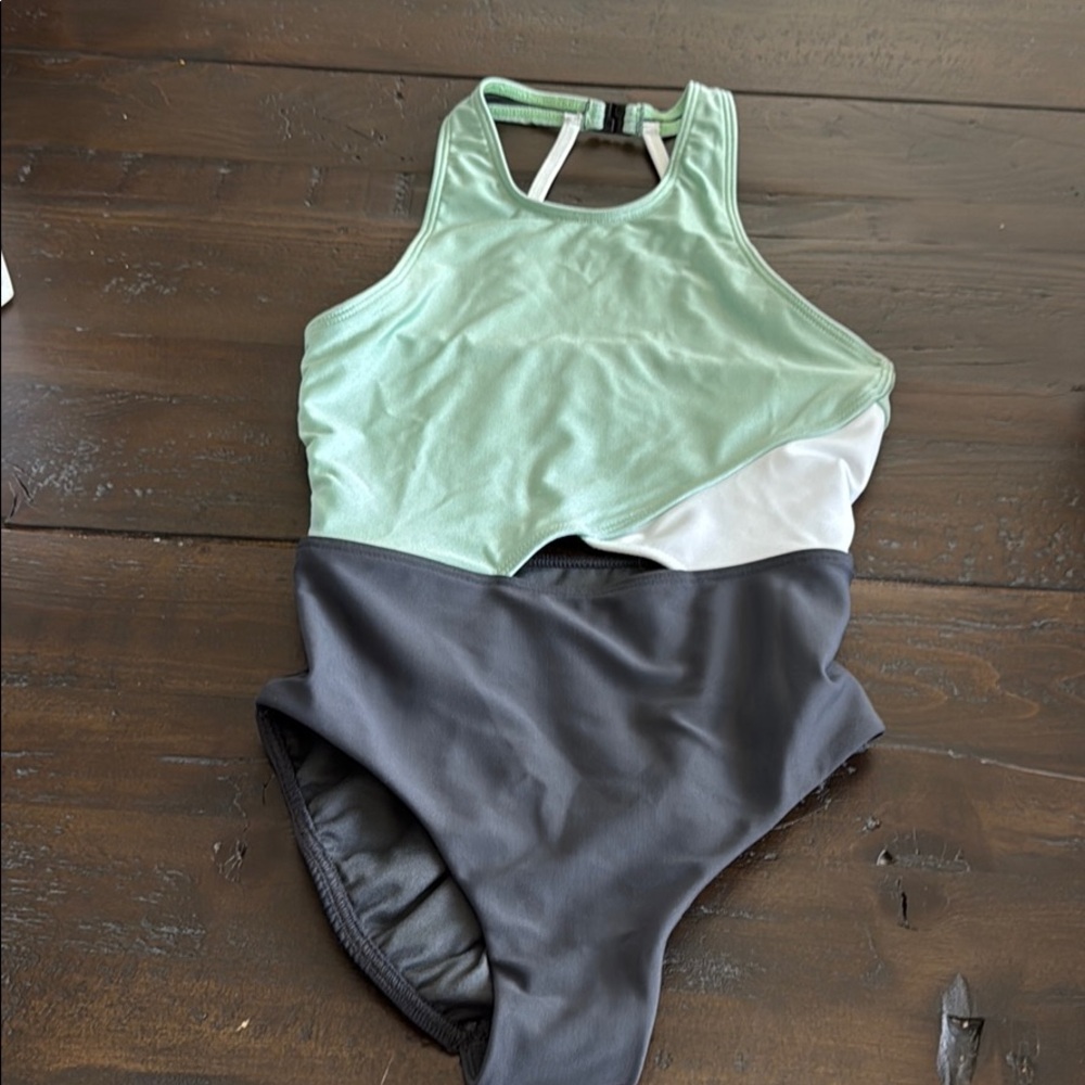 Five Dancewear Leo